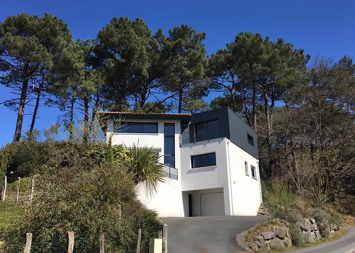 Egoitza Dans Les Pins Guethary سان جان دو لوز